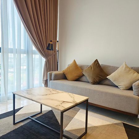 One Bedroom Troika Kota Bharu By Aghome, Modern Design Zewnętrze zdjęcie