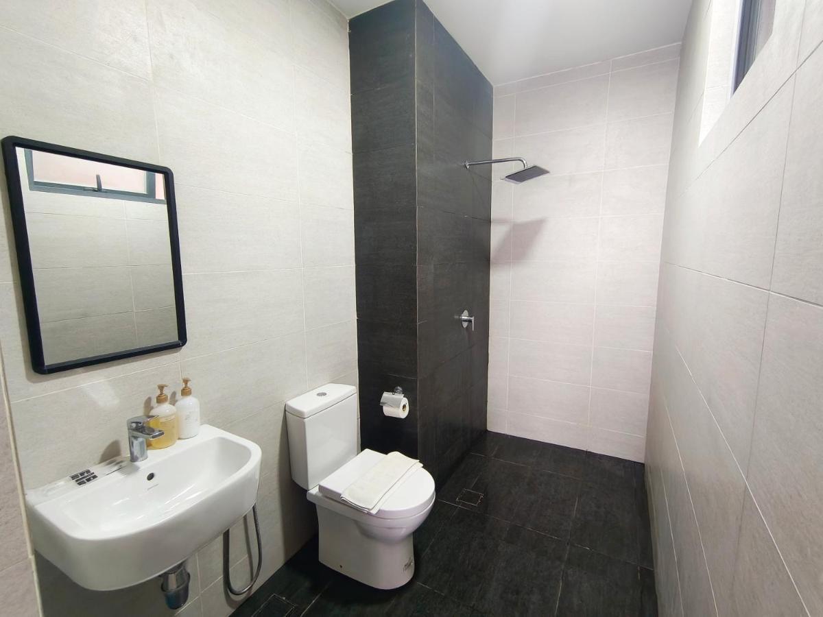 One Bedroom Troika Kota Bharu By Aghome, Modern Design Zewnętrze zdjęcie