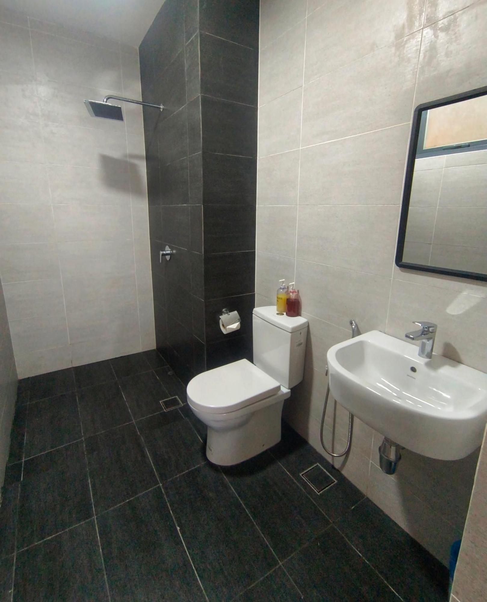 One Bedroom Troika Kota Bharu By Aghome, Modern Design Zewnętrze zdjęcie