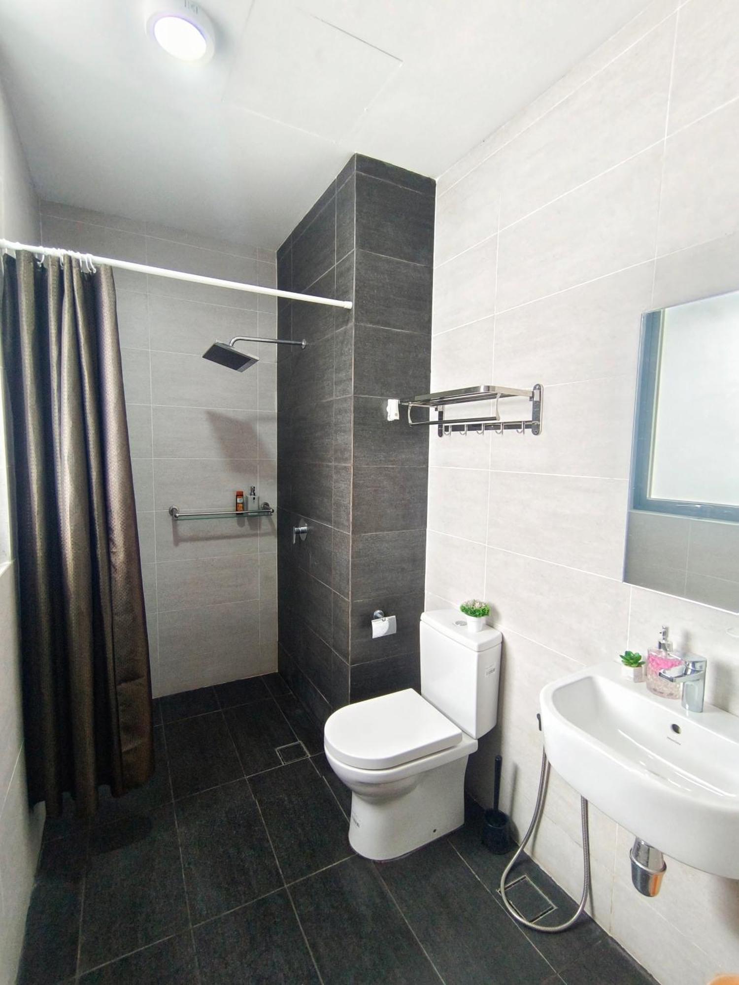 One Bedroom Troika Kota Bharu By Aghome, Modern Design Zewnętrze zdjęcie